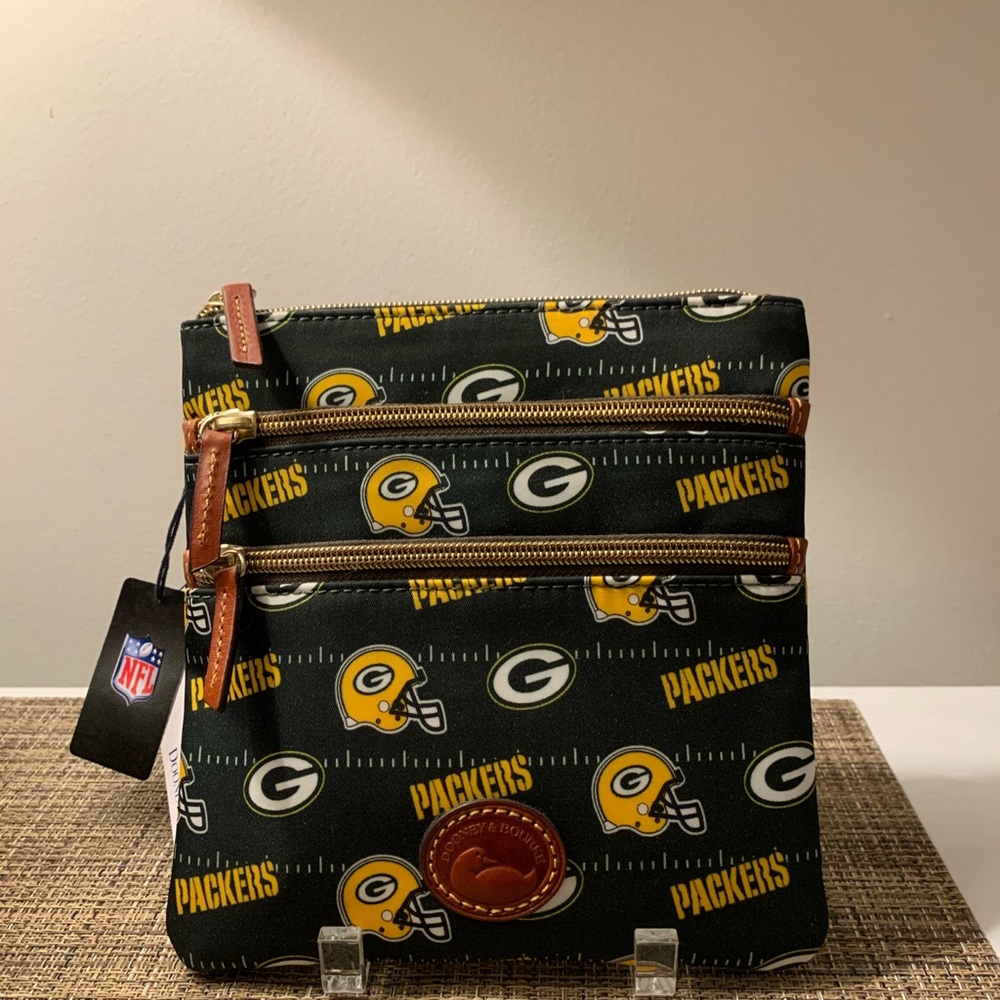 D&B Packers Triple Zip